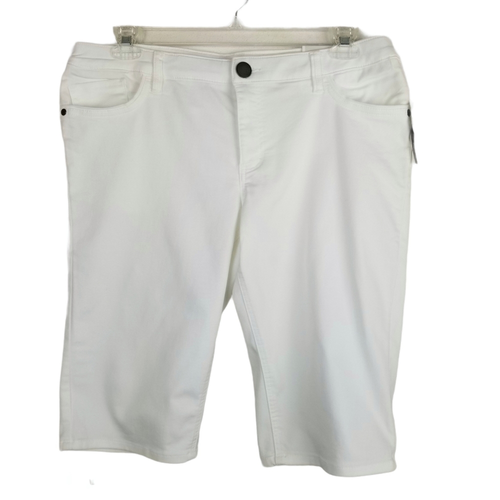 Christopher & Banks Mid-Rise 14P Skimmer Shorts